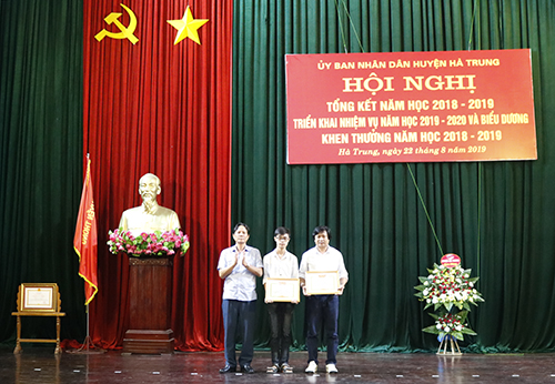 https://hatrung.thanhhoa.gov.vn/portal/Photos/2019-08/a2afcb4dd86c639d_MG_8675.JPG