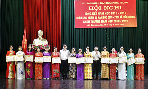 https://hatrung.thanhhoa.gov.vn/portal/Photos/2019-08/e619e7f0f975589d_MG_8780.jpg